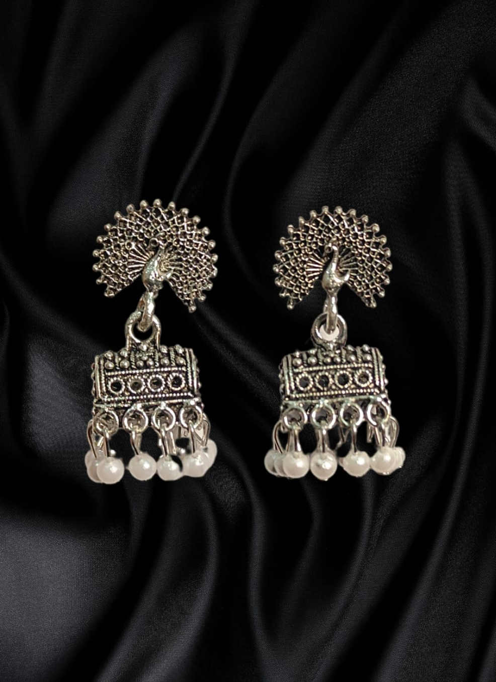 Earrings Q10R