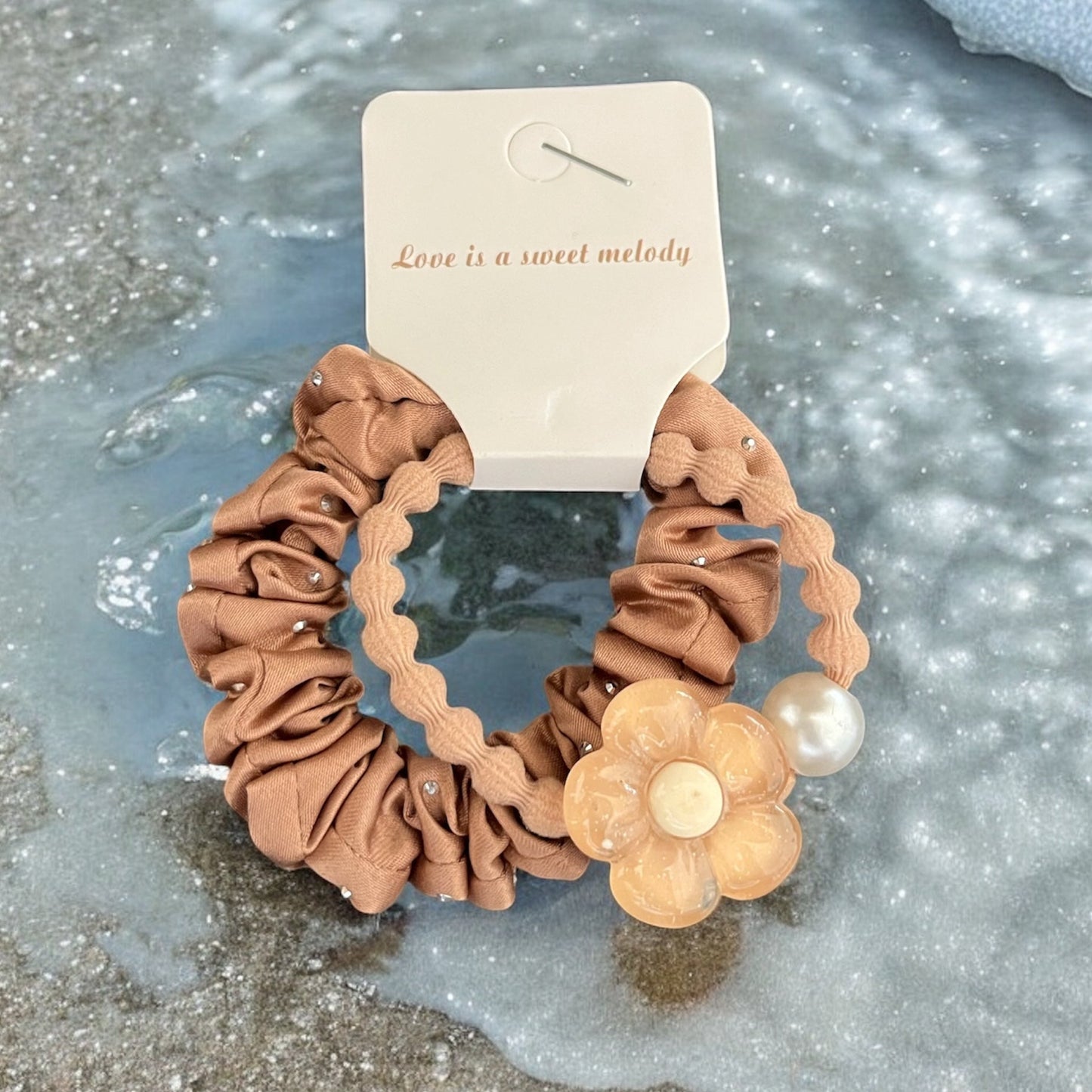 Scrunchie & hair tie set