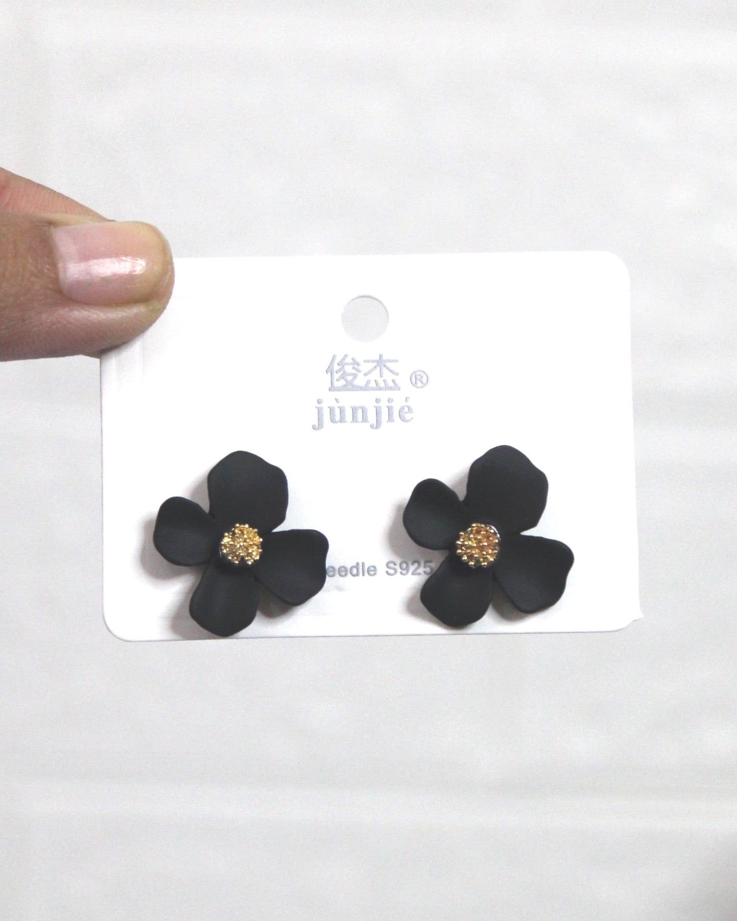 Black Floral Earring