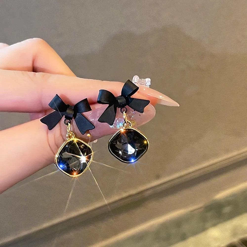 Black Bow Earring