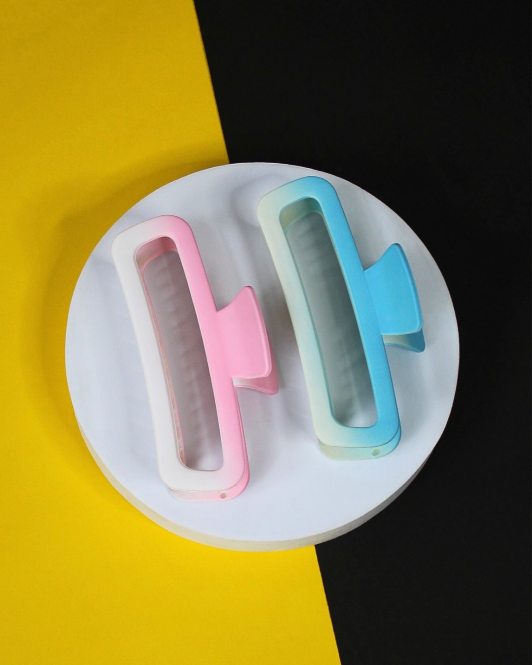 XL size Pinteresty Clutcher