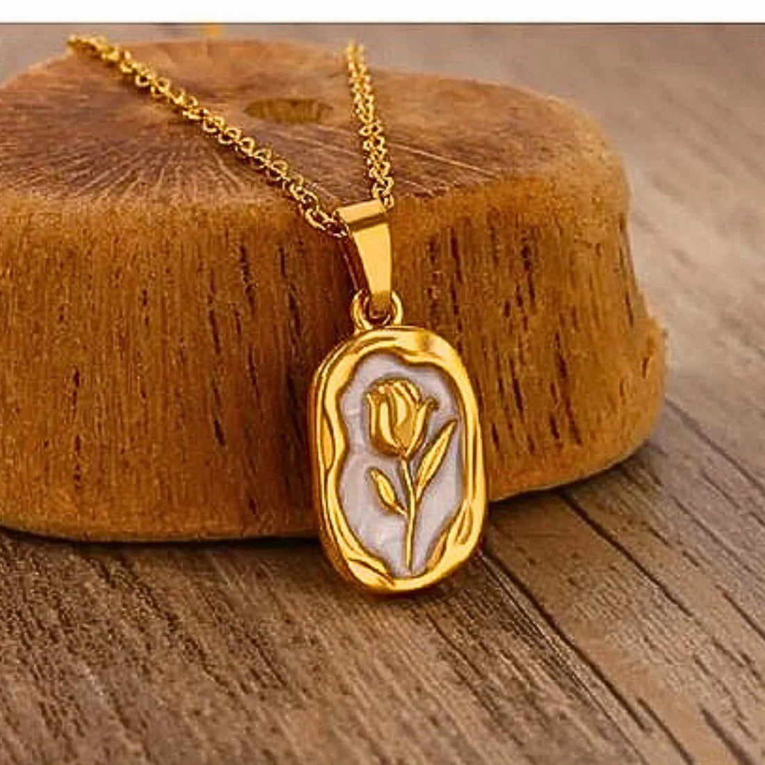 Anti-Tarnish Vintage Rose Necklace