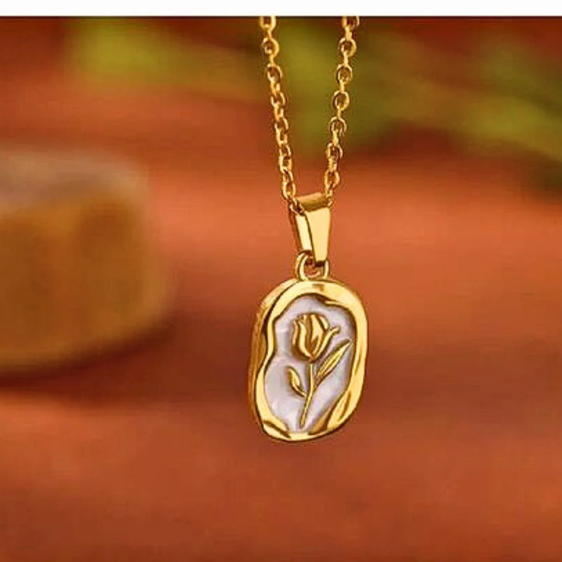 Anti-Tarnish Vintage Rose Necklace