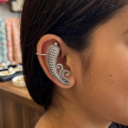 1 Pair oxidised Earcuffs