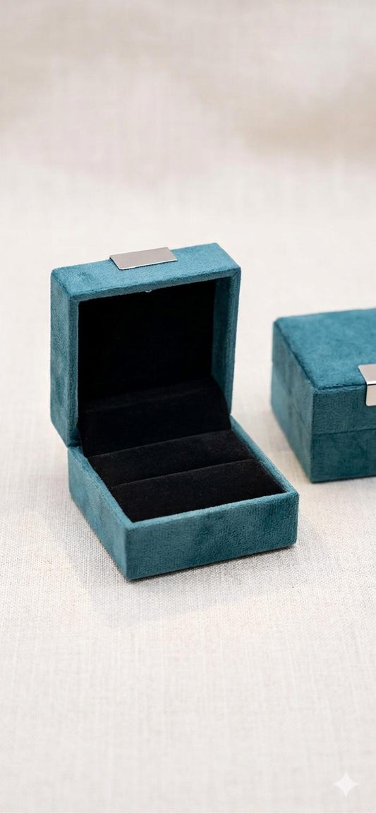 Premium Velvet Ring Box