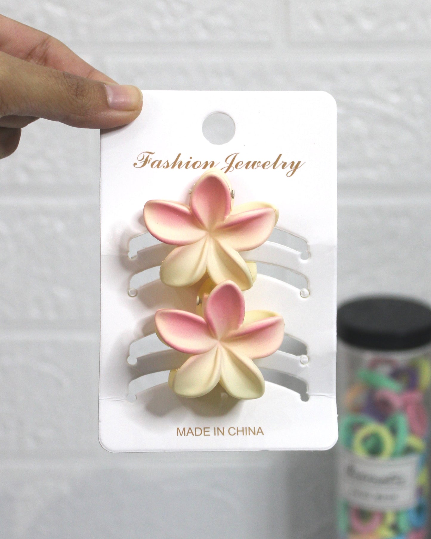 Small Floral Claw C20-Single Quantity