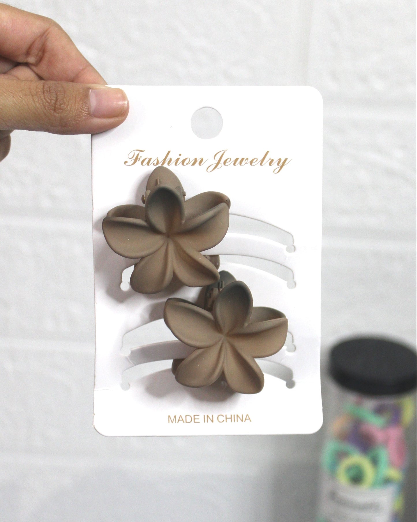 Small Floral Claw C20-Single Quantity