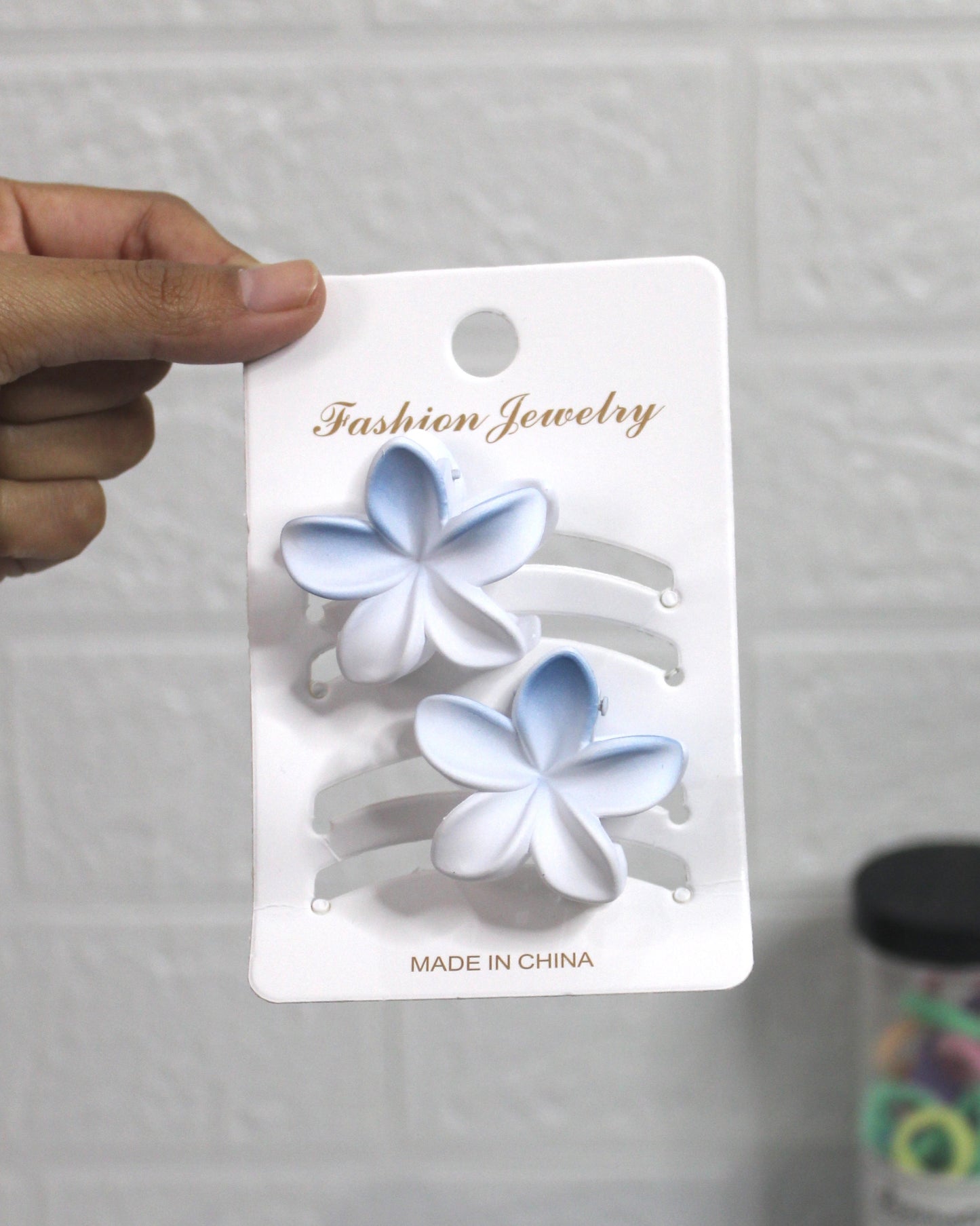 Small Floral Claw C20-Single Quantity