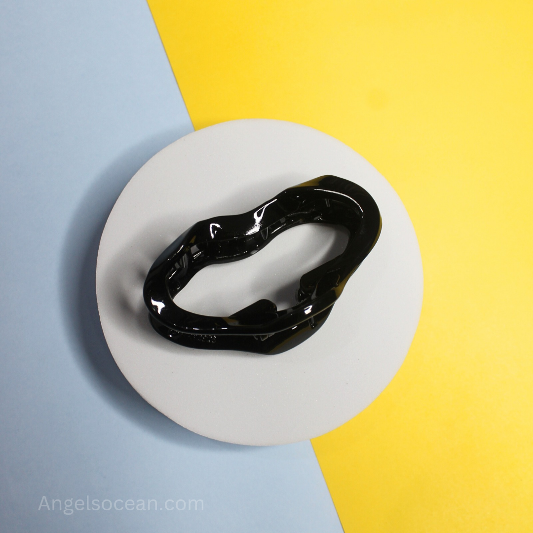 Glass Look heart shaped Clutcher (Medium)