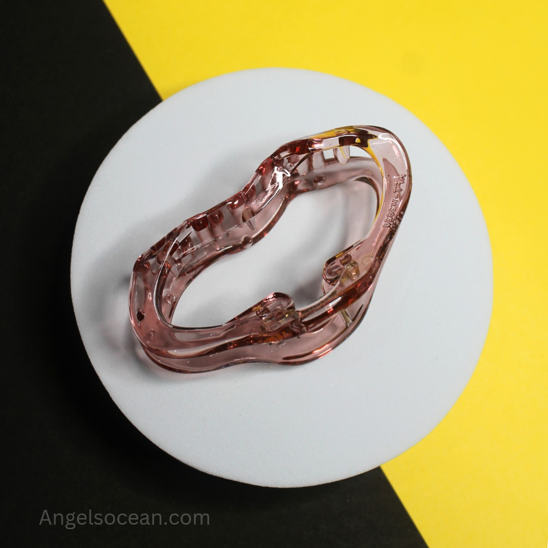 Glass Look heart shaped Clutcher (Medium)