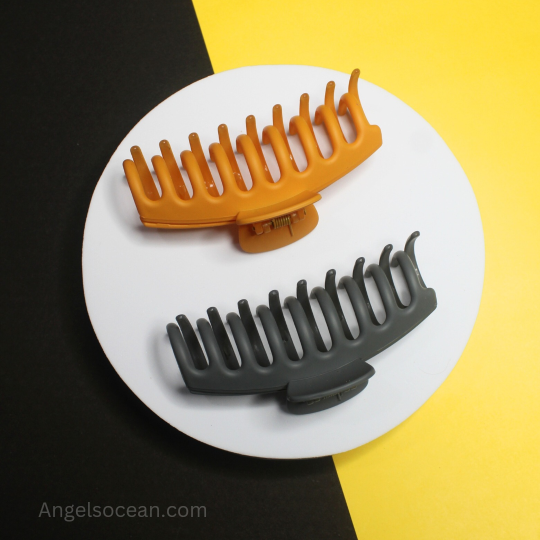 Jumbo Size Matte Clutcher