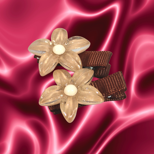 Glossy Daffodils Clip