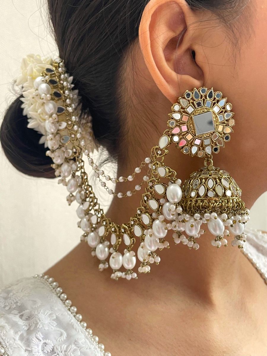 Big Bahubali earring with kaanchain & mangtika